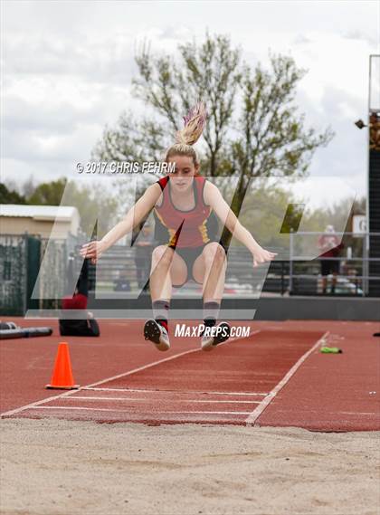 Thumbnail 3 in Coronado Cougar Invitational photogallery.