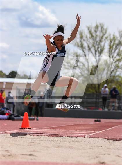 Thumbnail 1 in Coronado Cougar Invitational photogallery.