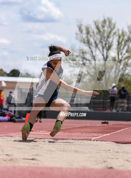 Thumbnail 2 in Coronado Cougar Invitational photogallery.