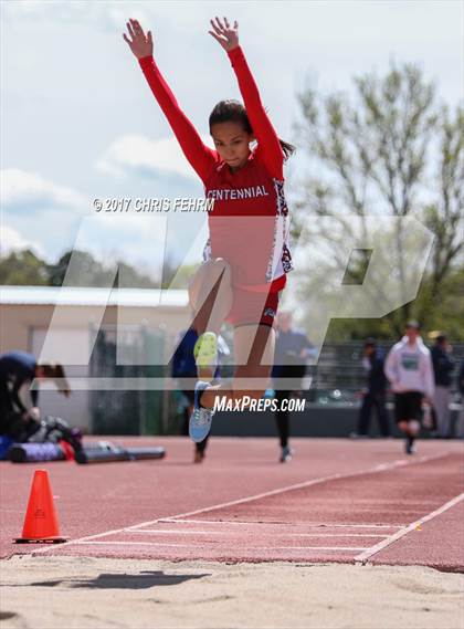 Thumbnail 2 in Coronado Cougar Invitational photogallery.