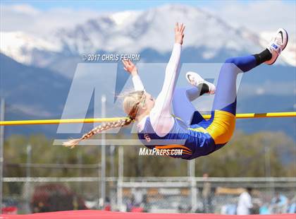 Thumbnail 2 in Coronado Cougar Invitational photogallery.