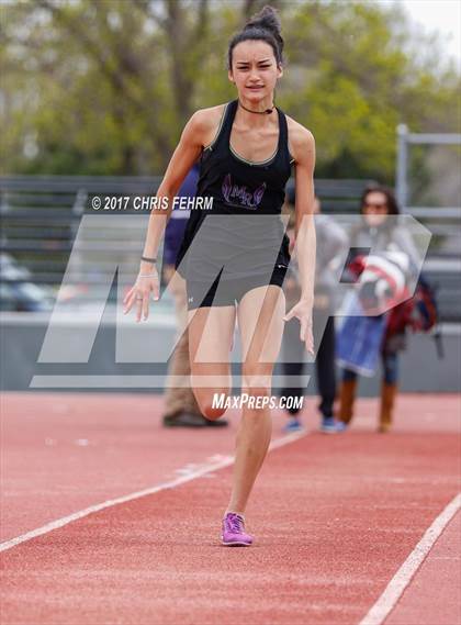 Thumbnail 3 in Coronado Cougar Invitational photogallery.