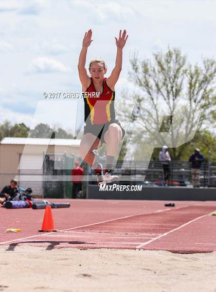 Thumbnail 2 in Coronado Cougar Invitational photogallery.