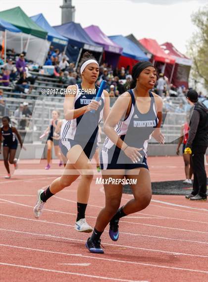 Thumbnail 2 in Coronado Cougar Invitational photogallery.