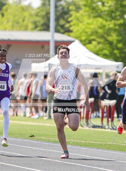 Thumbnail 1 in Bryan Bradley Viking Track Classic (100m) photogallery.