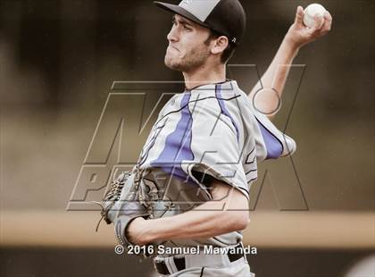 Thumbnail 3 in El Camino Real @ Taft photogallery.