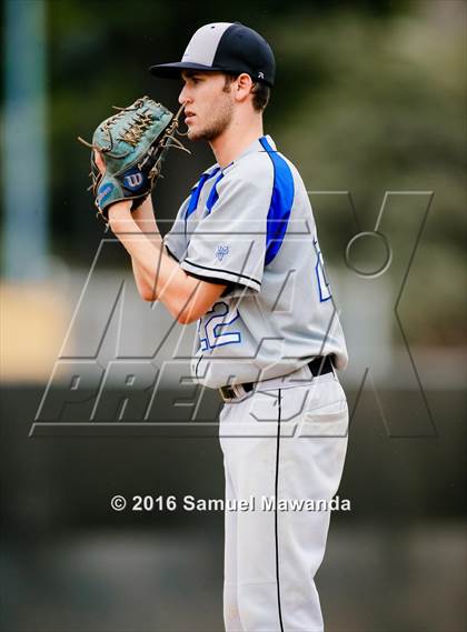 Thumbnail 3 in El Camino Real @ Taft photogallery.