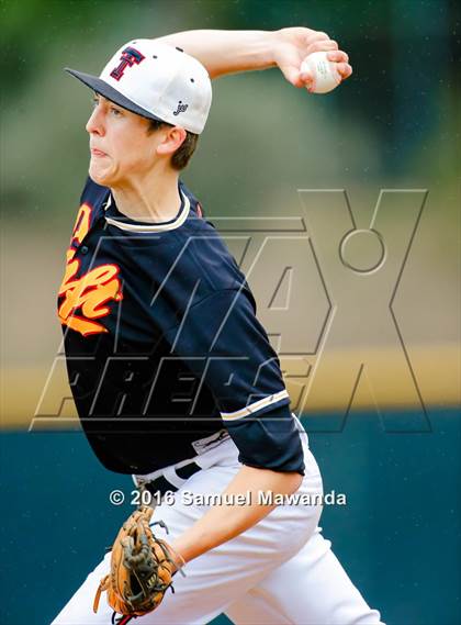 Thumbnail 1 in El Camino Real @ Taft photogallery.