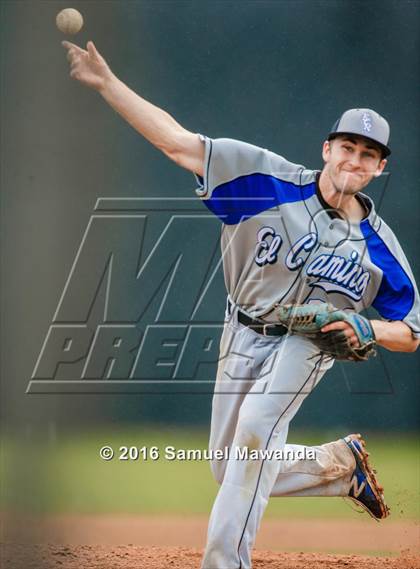 Thumbnail 1 in El Camino Real @ Taft photogallery.