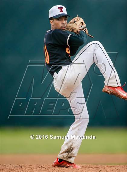 Thumbnail 2 in El Camino Real @ Taft photogallery.