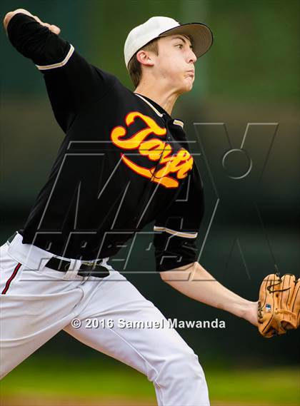 Thumbnail 2 in El Camino Real @ Taft photogallery.