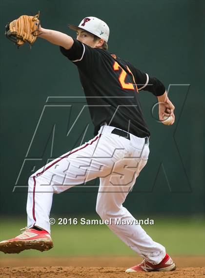 Thumbnail 2 in El Camino Real @ Taft photogallery.