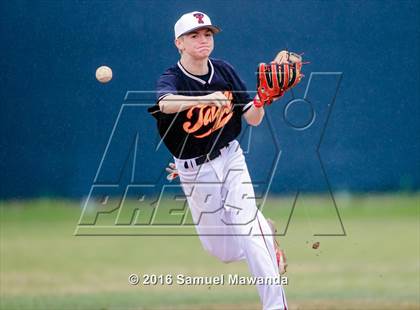 Thumbnail 1 in El Camino Real @ Taft photogallery.