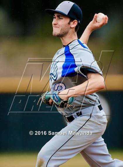 Thumbnail 2 in El Camino Real @ Taft photogallery.