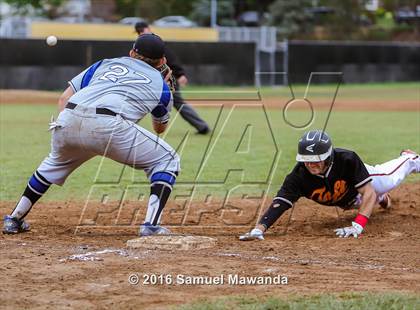 Thumbnail 3 in El Camino Real @ Taft photogallery.