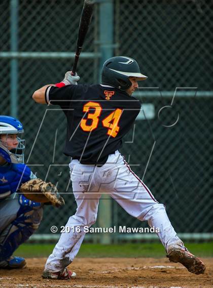 Thumbnail 2 in El Camino Real @ Taft photogallery.