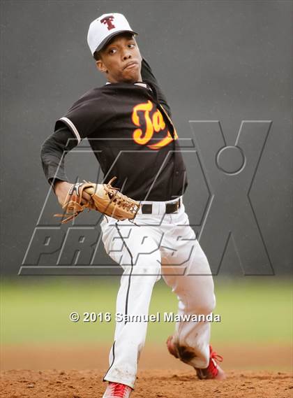 Thumbnail 3 in El Camino Real @ Taft photogallery.