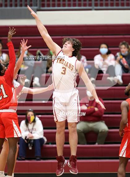 Thumbnail 1 in Osborne @ Lassiter photogallery.