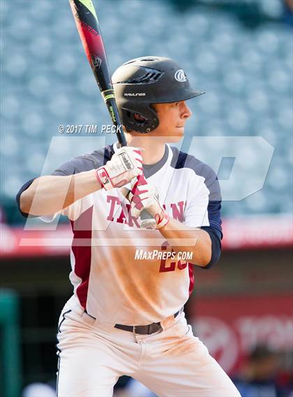 Thumbnail 3 in Saddleback Valley Christian vs. St. Margaret's photogallery.