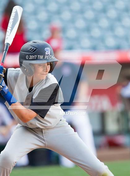 Thumbnail 2 in Saddleback Valley Christian vs. St. Margaret's photogallery.