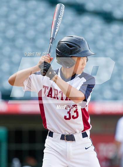 Thumbnail 3 in Saddleback Valley Christian vs. St. Margaret's photogallery.