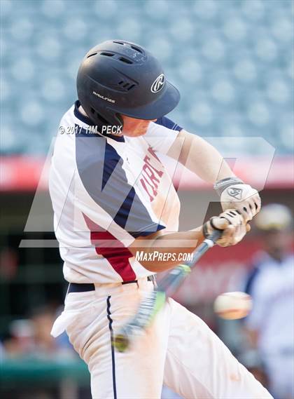 Thumbnail 3 in Saddleback Valley Christian vs. St. Margaret's photogallery.