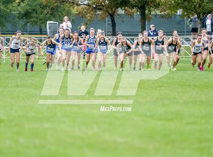 Thumbnail 2 in UIL Cross Country 6A Finals 5K photogallery.
