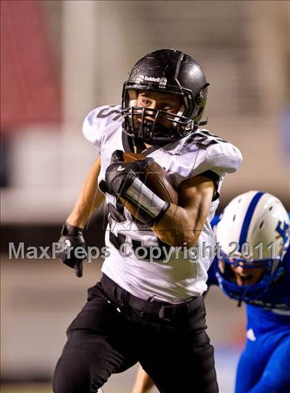 Thumbnail 3 in Riverton vs. Herriman photogallery.