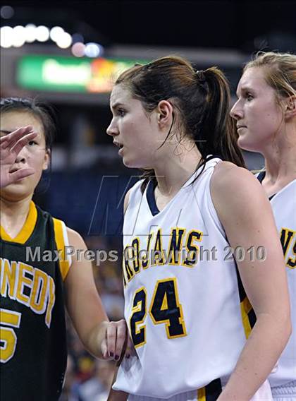 Thumbnail 1 in Oak Ridge vs. Kennedy (CIF SJS D1 Final) photogallery.