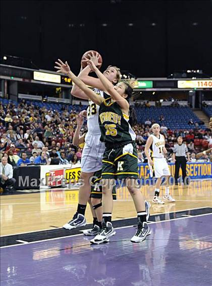 Thumbnail 1 in Oak Ridge vs. Kennedy (CIF SJS D1 Final) photogallery.