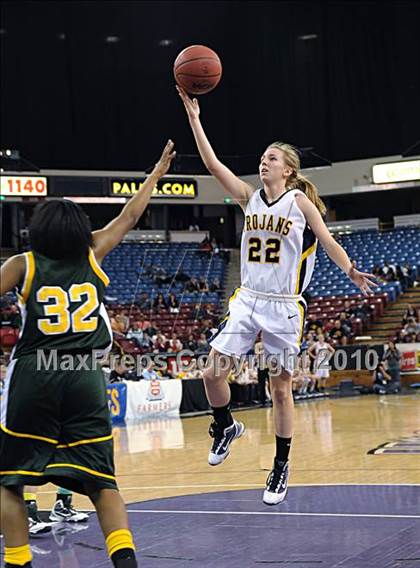 Thumbnail 1 in Oak Ridge vs. Kennedy (CIF SJS D1 Final) photogallery.