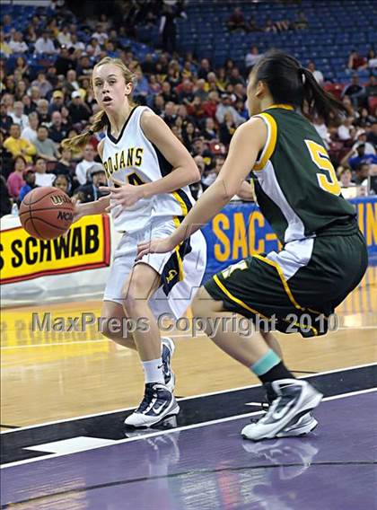 Thumbnail 3 in Oak Ridge vs. Kennedy (CIF SJS D1 Final) photogallery.