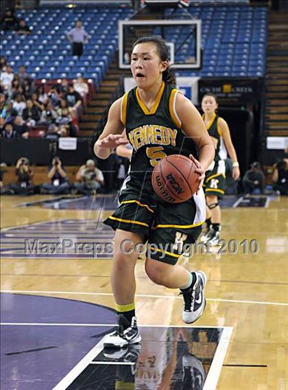 Thumbnail 2 in Oak Ridge vs. Kennedy (CIF SJS D1 Final) photogallery.