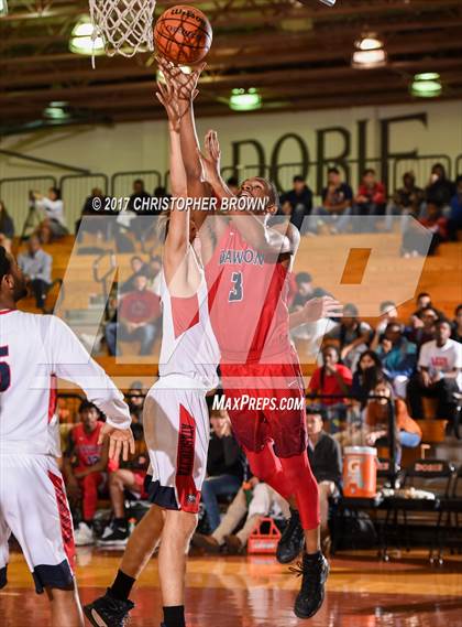 Thumbnail 1 in Atascocita vs Dawson (McDonald's Texas Invitational) photogallery.