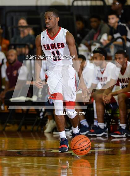 Thumbnail 1 in Atascocita vs Dawson (McDonald's Texas Invitational) photogallery.