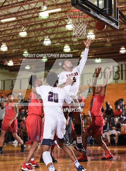 Thumbnail 3 in Atascocita vs Dawson (McDonald's Texas Invitational) photogallery.