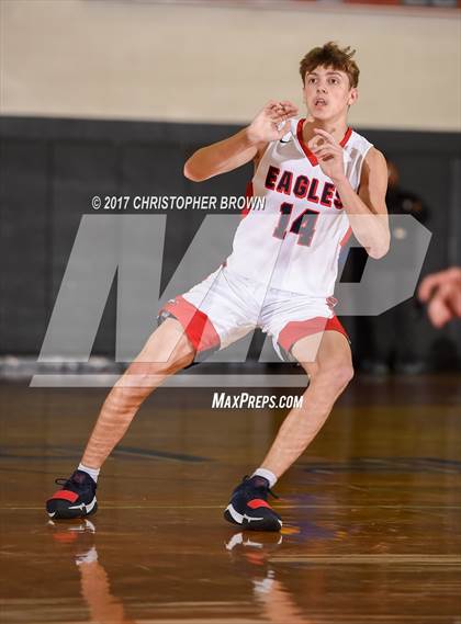 Thumbnail 1 in Atascocita vs Dawson (McDonald's Texas Invitational) photogallery.