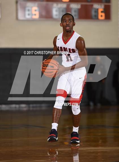 Thumbnail 1 in Atascocita vs Dawson (McDonald's Texas Invitational) photogallery.