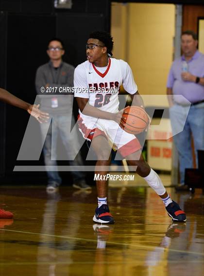 Thumbnail 2 in Atascocita vs Dawson (McDonald's Texas Invitational) photogallery.