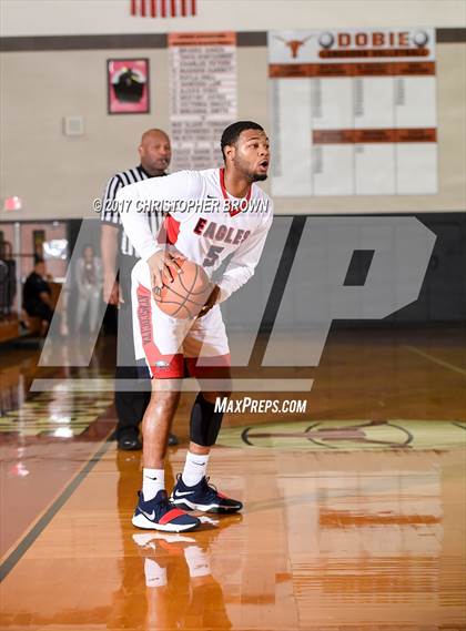 Thumbnail 2 in Atascocita vs Dawson (McDonald's Texas Invitational) photogallery.