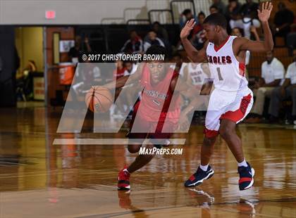 Thumbnail 1 in Atascocita vs Dawson (McDonald's Texas Invitational) photogallery.