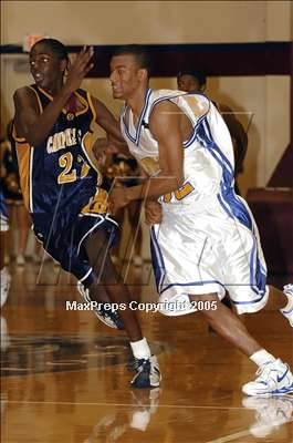 Thumbnail 3 in Campbell Hall vs Verbum Dei  (Sec. IV-AA Final) photogallery.