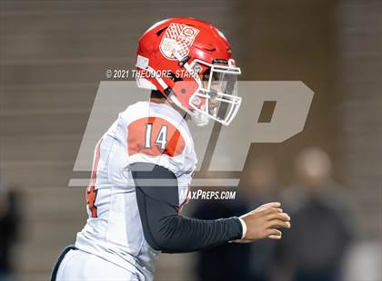 Thumbnail 1 in Regis Jesuit vs. Cherry Creek (CHSAA 5A Quarterfinals)  photogallery.
