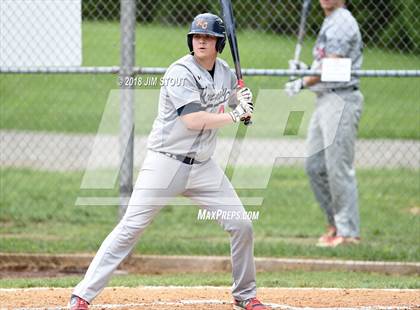 Thumbnail 2 in Holy Cross vs. Kennedy Catholic (CHSAA AA Losers Bracket 1st Round) photogallery.