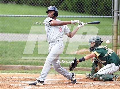 Thumbnail 2 in Holy Cross vs. Kennedy Catholic (CHSAA AA Losers Bracket 1st Round) photogallery.