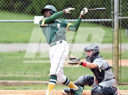 Thumbnail 2 in Holy Cross vs. Kennedy Catholic (CHSAA AA Losers Bracket 1st Round) photogallery.