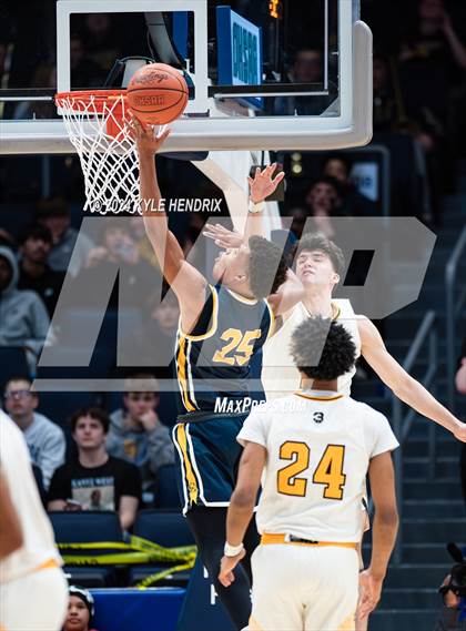 Thumbnail 2 in Centerville vs. Whitmer (OHSAA Division I Semifinal) photogallery.