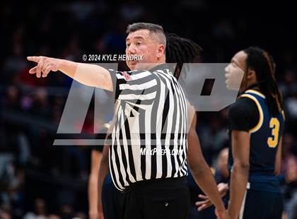Thumbnail 2 in Centerville vs. Whitmer (OHSAA Division I Semifinal) photogallery.