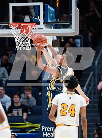 Thumbnail 1 in Centerville vs. Whitmer (OHSAA Division I Semifinal) photogallery.