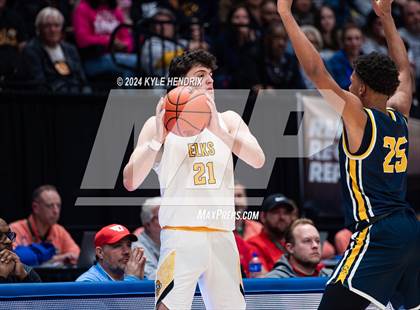 Thumbnail 2 in Centerville vs. Whitmer (OHSAA Division I Semifinal) photogallery.